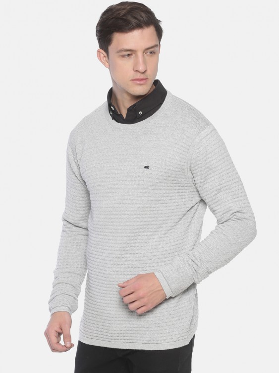 Grey Solid Round Neck Sweater