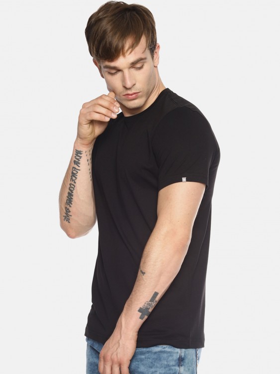 Black Solid Round Neck Half Sleeve Cotton T-Shirt
