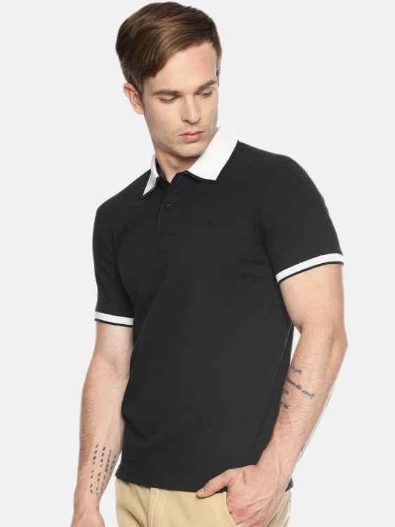 Black Color Collar t-shirt